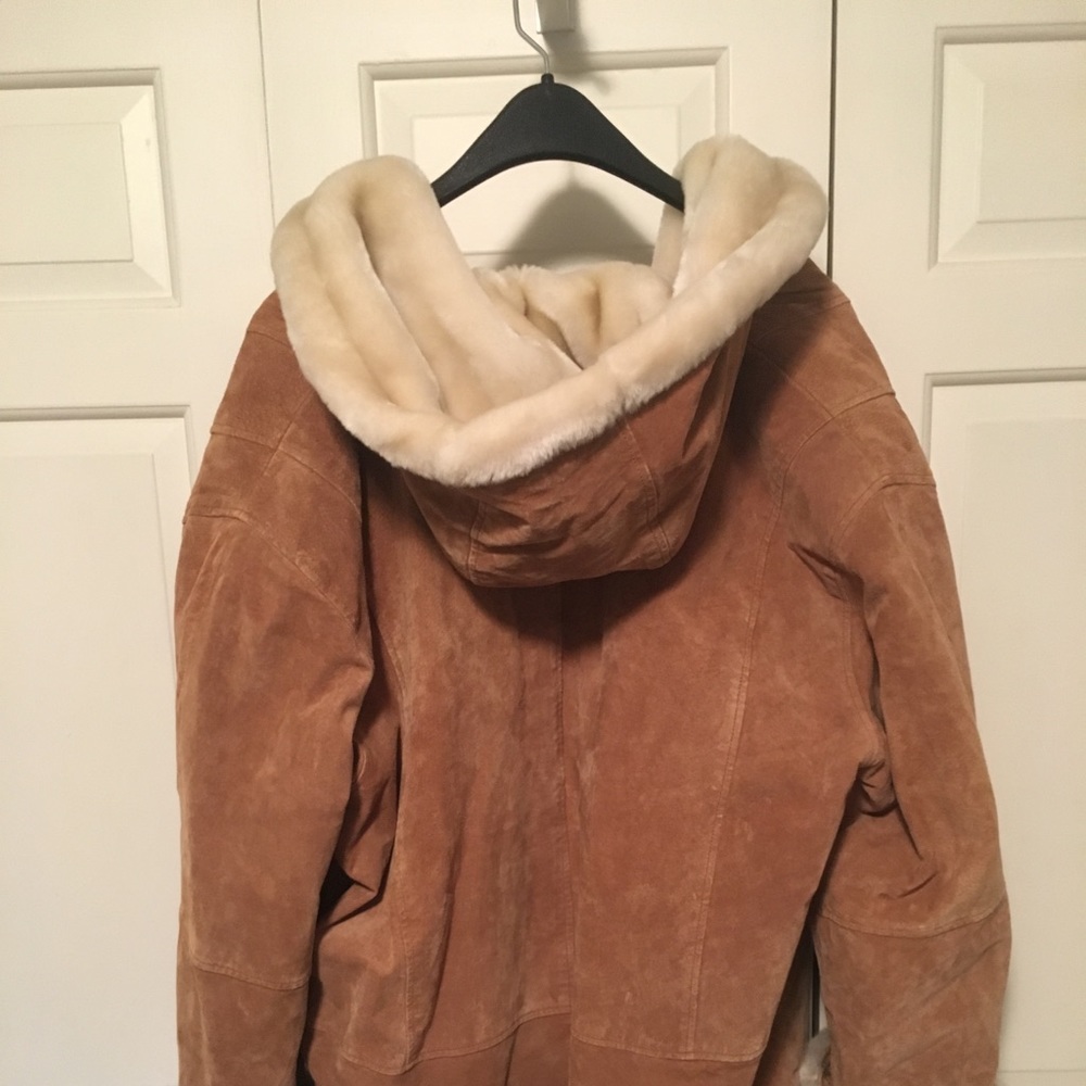 Komitor Fur-Lined Leather Jacket - Picture 2 of 2